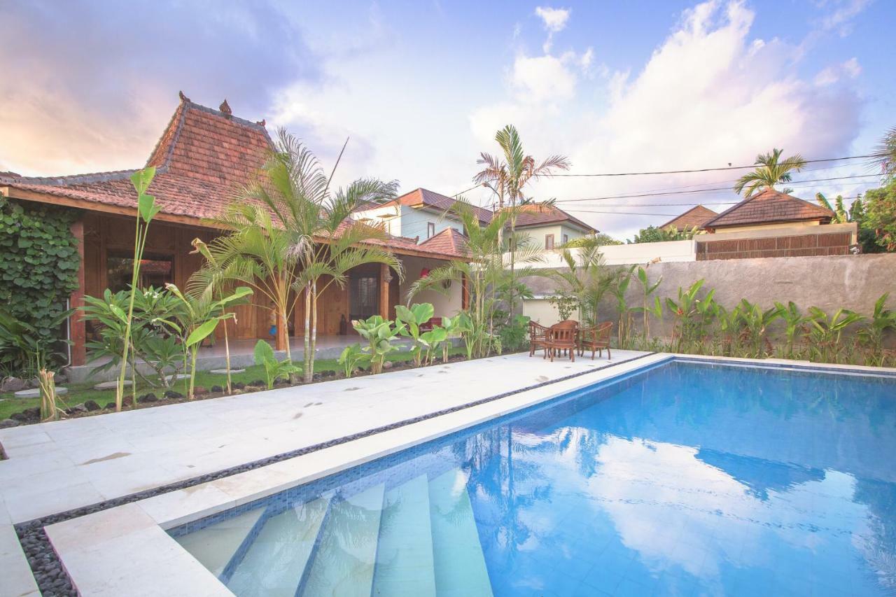 Red Gong Hotel Canggu Exterior foto