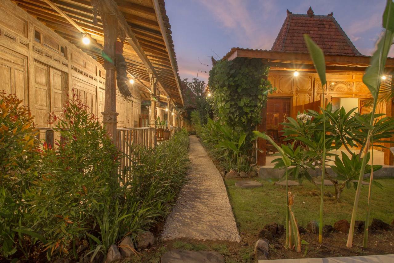 Red Gong Hotel Canggu Exterior foto